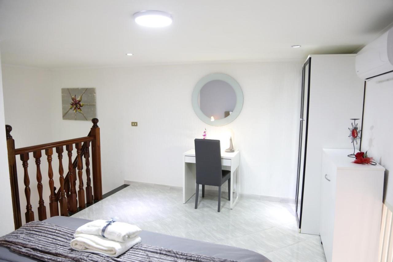 Storica House Villa Наполи Екстериор снимка